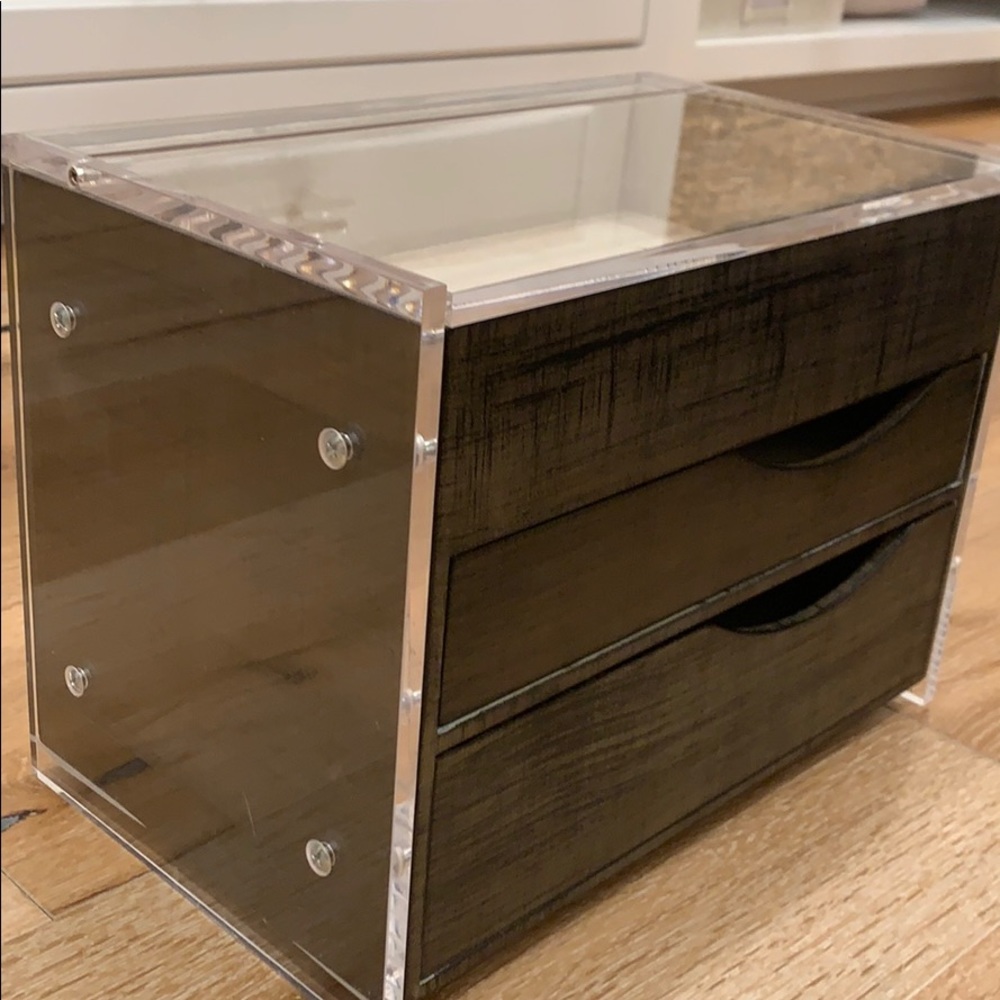 Issac Mizrahi Jewelry box
